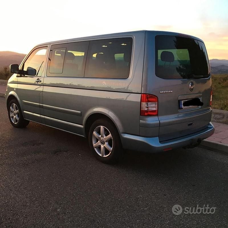 Usata VW Multivan 102 CV (75 kW) 2007 Monovolume