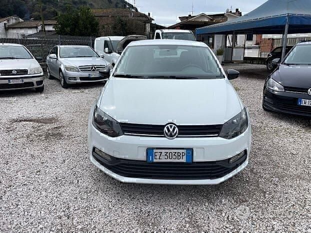 Usata VW Polo 75 CV (55 kW) 2015 Bianco Berlina