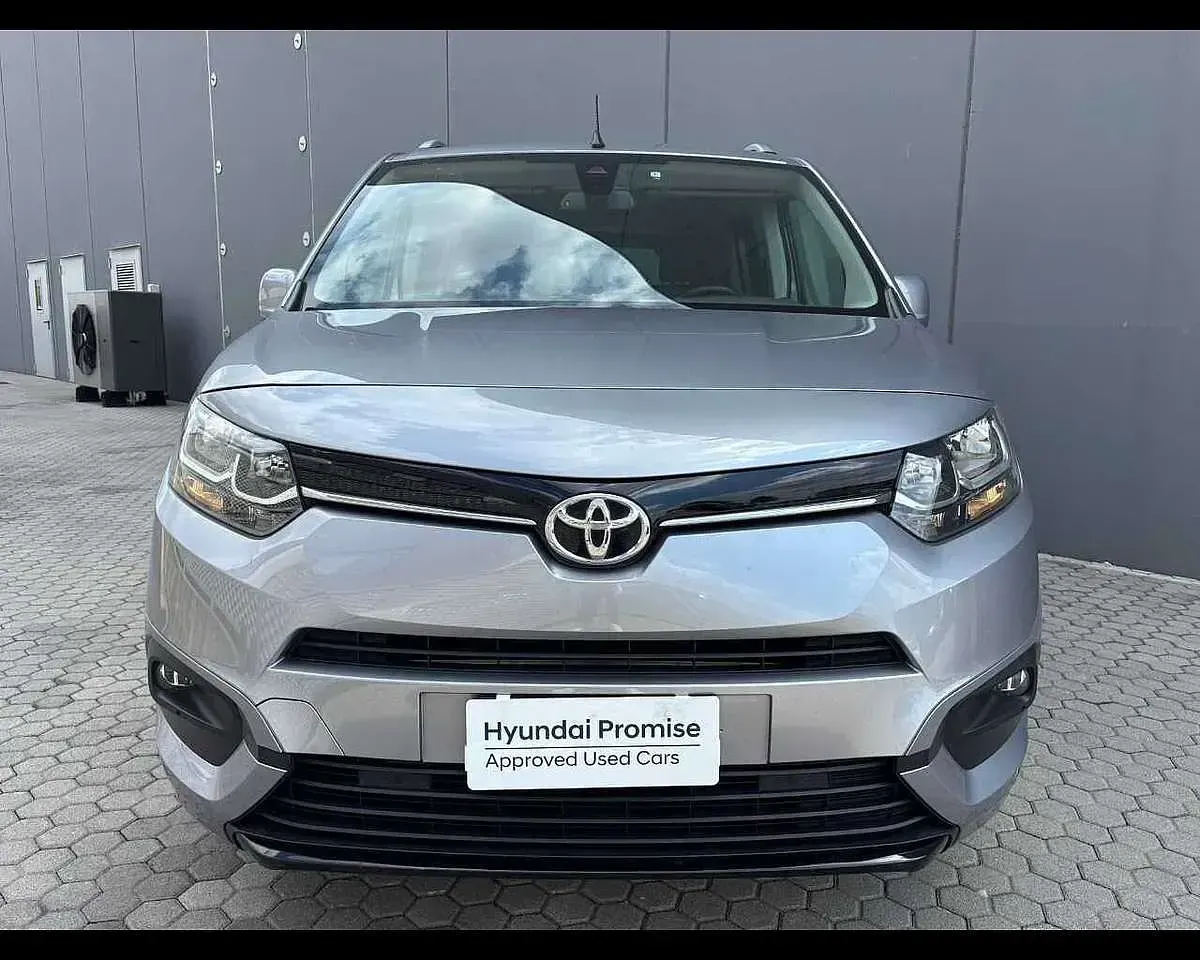 Usata Toyota Proace Verso City 110 CV (80 kW) 2021 Grigio Station wagon