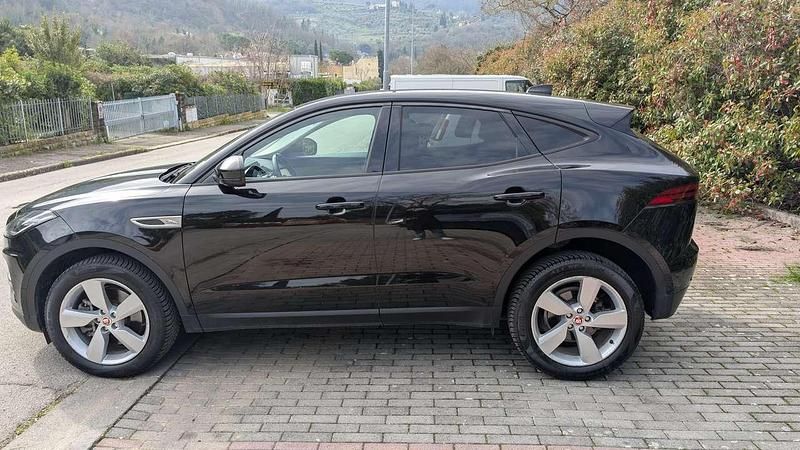Usata Jaguar E-Pace R-Dynamic 163 CV (119 kW) 2022 Nero SUV