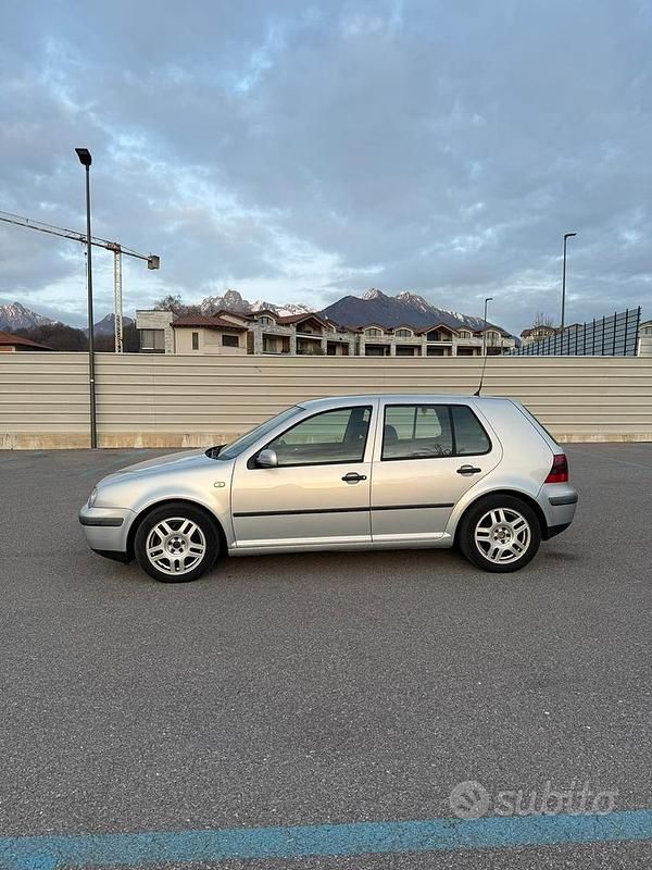 Usata VW Golf V 2007 Berlina