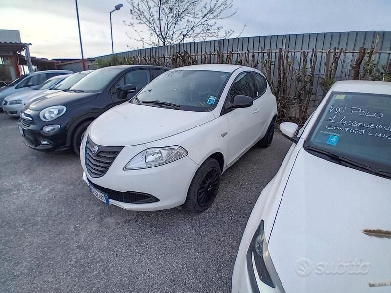 Usato 2014 Lancia Ypsilon 0.9 CNG_Hybrid