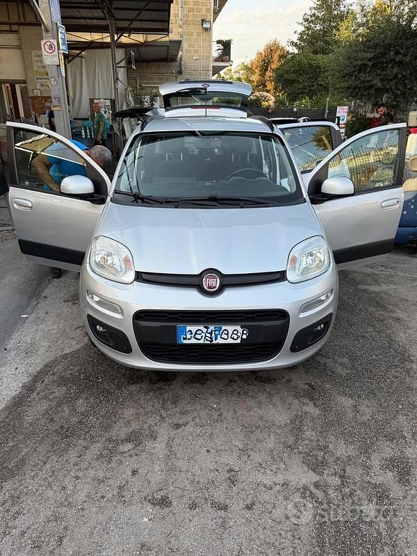 Usata Fiat Panda 69 CV (50 kW) 2020 Grigio Utilitaria