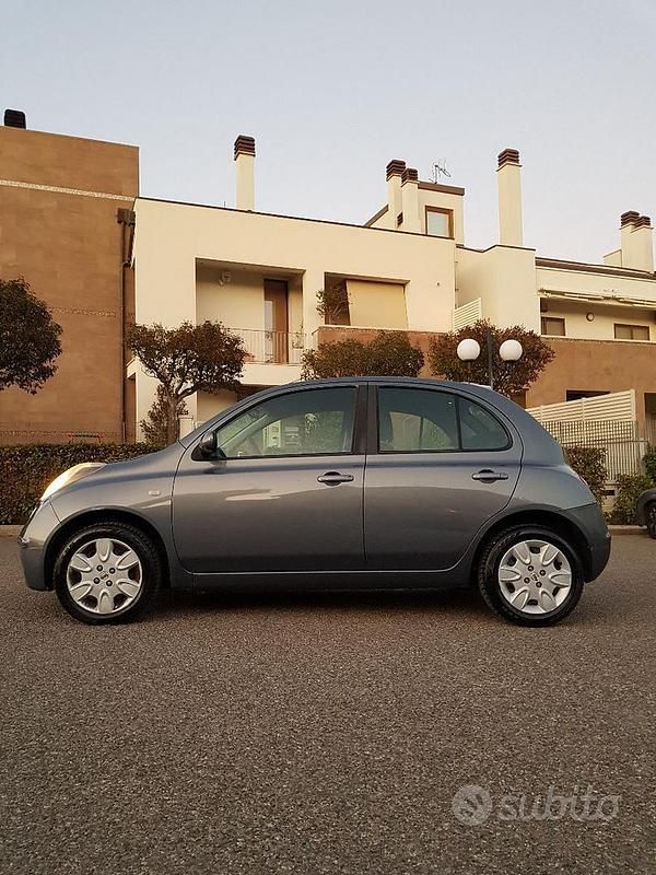 Usata Nissan Micra 80 CV (58 kW) 2009 Grigio Berlina