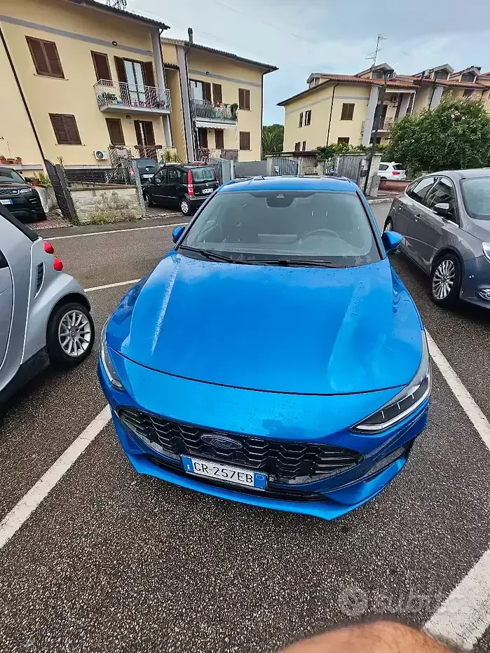 Usata Ford Focus ST-Line X 115 CV (84 kW) 2023 Blu Berlina