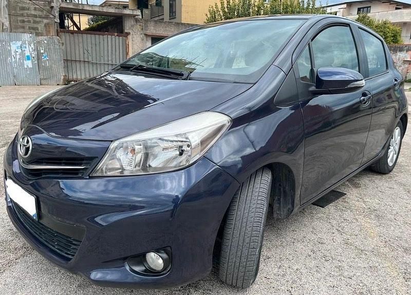 Usata Toyota Yaris 70 CV (51 kW) 2014 Utilitaria