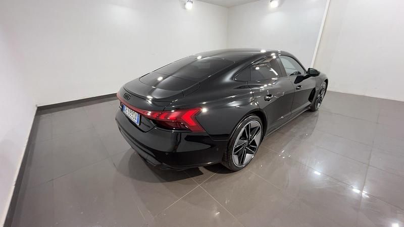 Usata Audi e-tron GT quattro Ambiente 11 kW (15 CV) 2021 Nero mito metallizzato Berlina