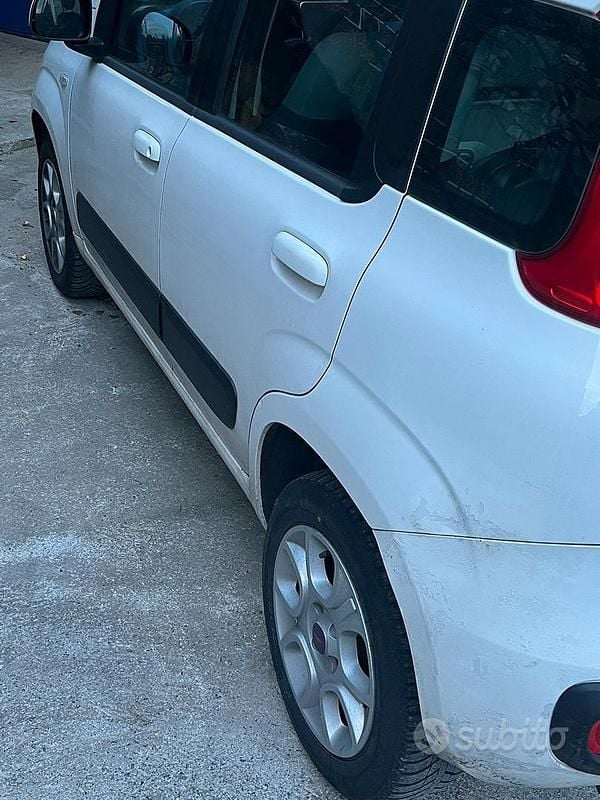 Usata Fiat Panda Lounge 86 CV (63 kW) 2013 Bianco Berlina