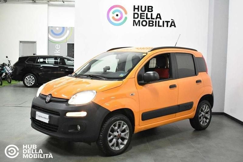 Usata Fiat Panda 4x4 Pop 80 CV (58 kW) 2017 Arancione Utilitaria