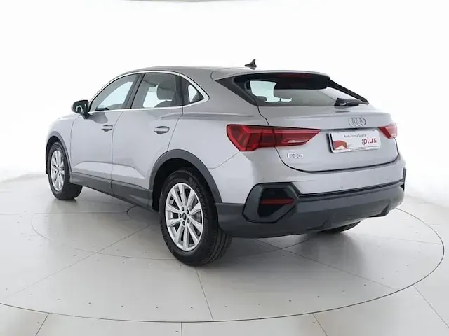Usata Audi Q3 Sportback Business Plus 150 CV (110 kW) 2023 Argento fioretto metallizzato SUV