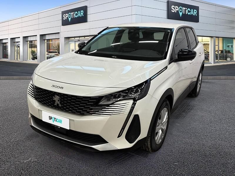 Usata Peugeot 3008 Active 131 CV (96 kW) 2022 Bianco SUV