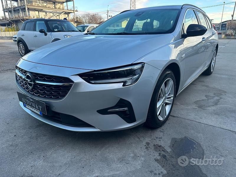 Usata Opel Insignia Business Edition 122 CV (89 kW) 2021 Grigio Station wagon
