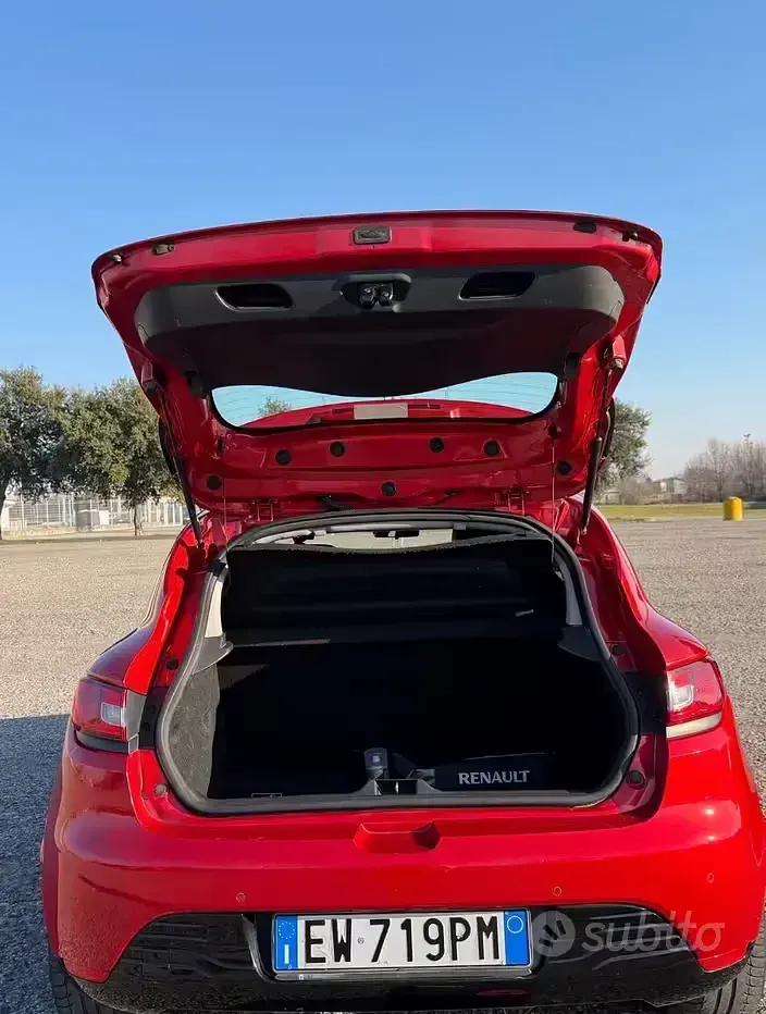 Usata Renault Clio IV 90 CV (66 kW) 2014 Berlina