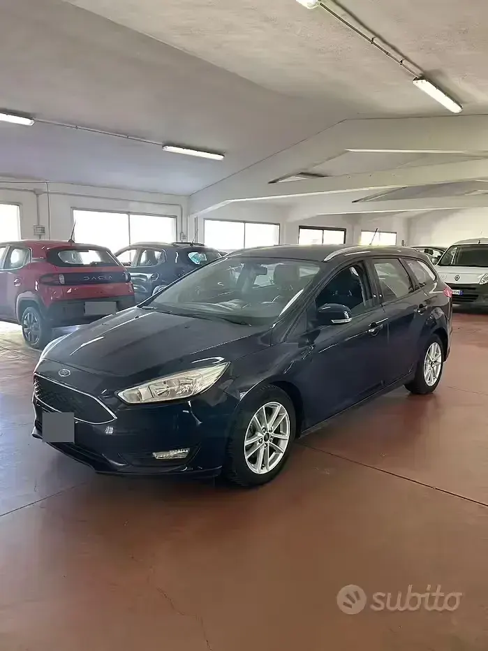 Usata Ford Focus 120 CV (88 kW) 2018 Blu Station wagon