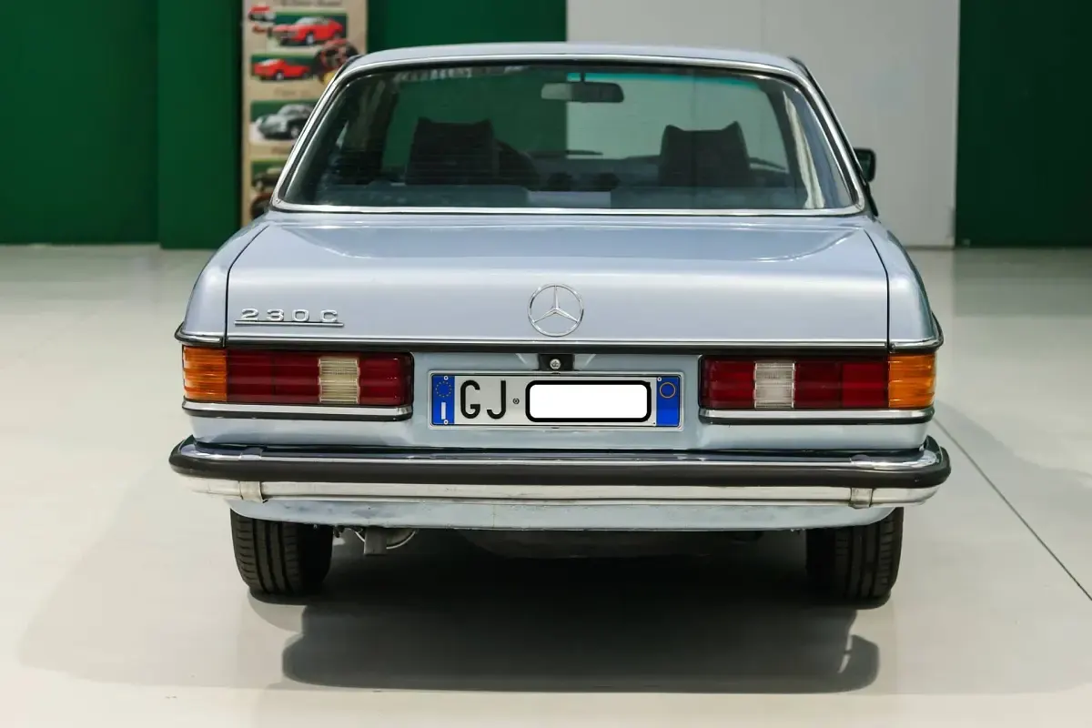 Usata Mercedes 230 109 CV (80 kW) 1977 Blu Coupé