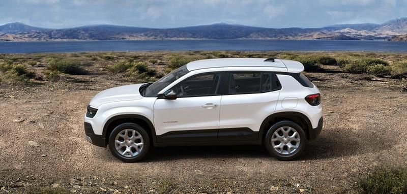 Usata Jeep Avenger Altitude 101 CV (74 kW) 2024 Bianco SUV
