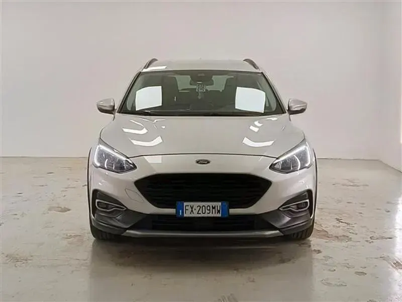 Usata Ford Focus Active 125 CV (91 kW) 2019 Grigio Station wagon