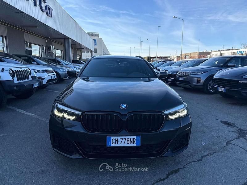 Usata BMW 520 M Sport 190 CV (139 kW) 2022 Nero Station wagon