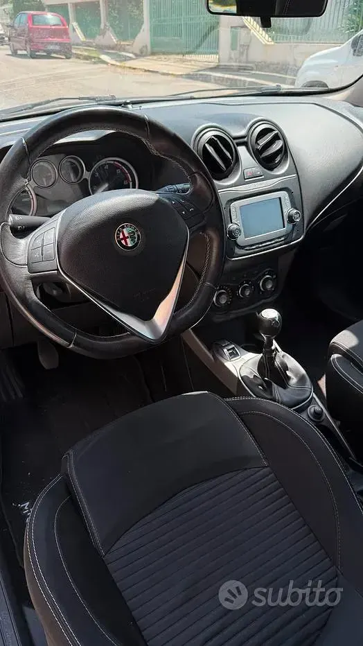 Usata Alfa Romeo MiTo 85 CV (62 kW) 2015 Grigio Utilitaria