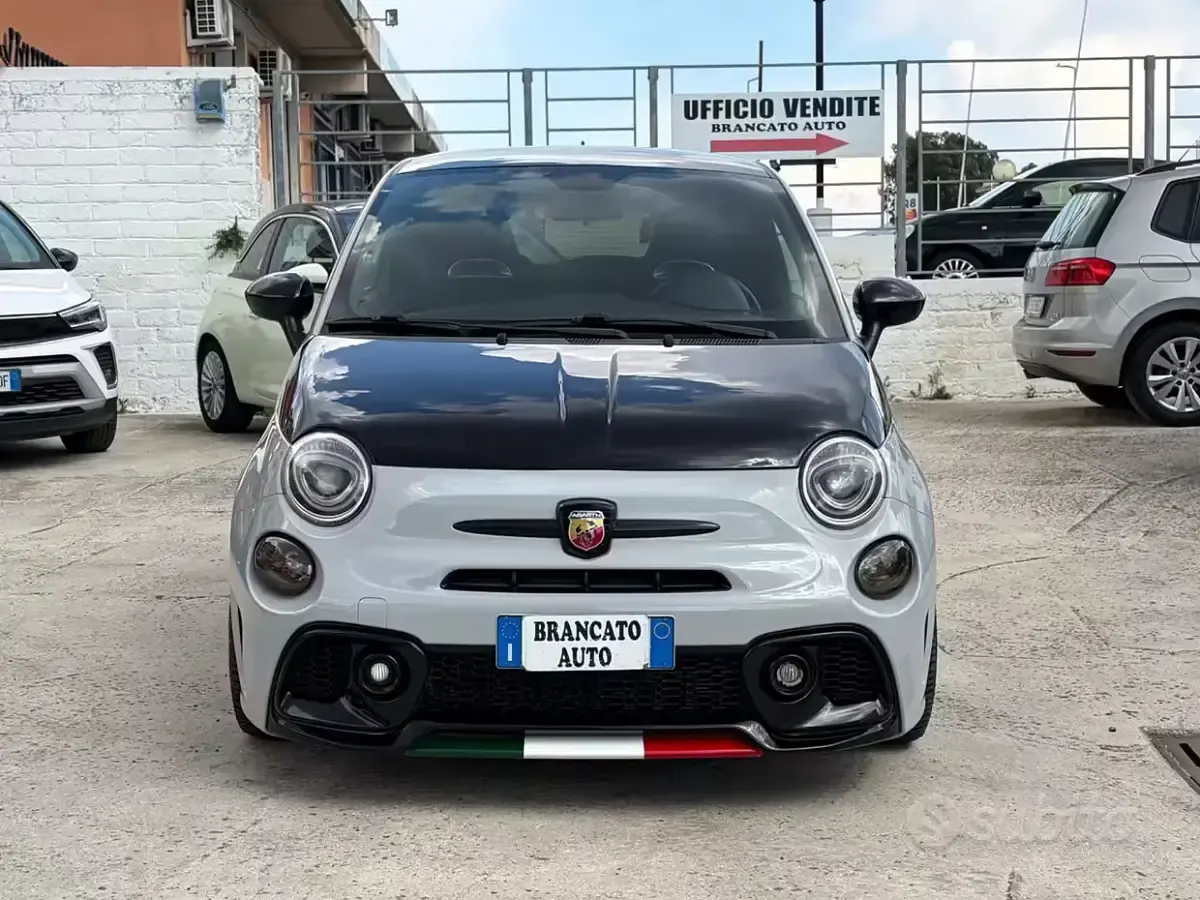 Usata Abarth 595 145 CV (106 kW) 2018 Grigio Berlina