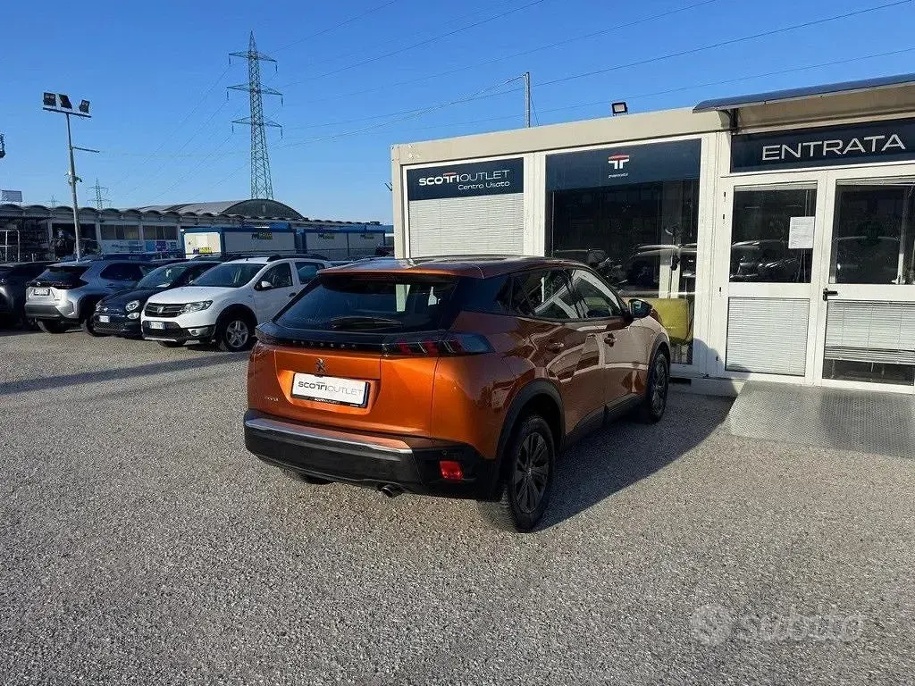 Usata Peugeot 2008 S 110 CV (80 kW) 2022 Giallo SUV