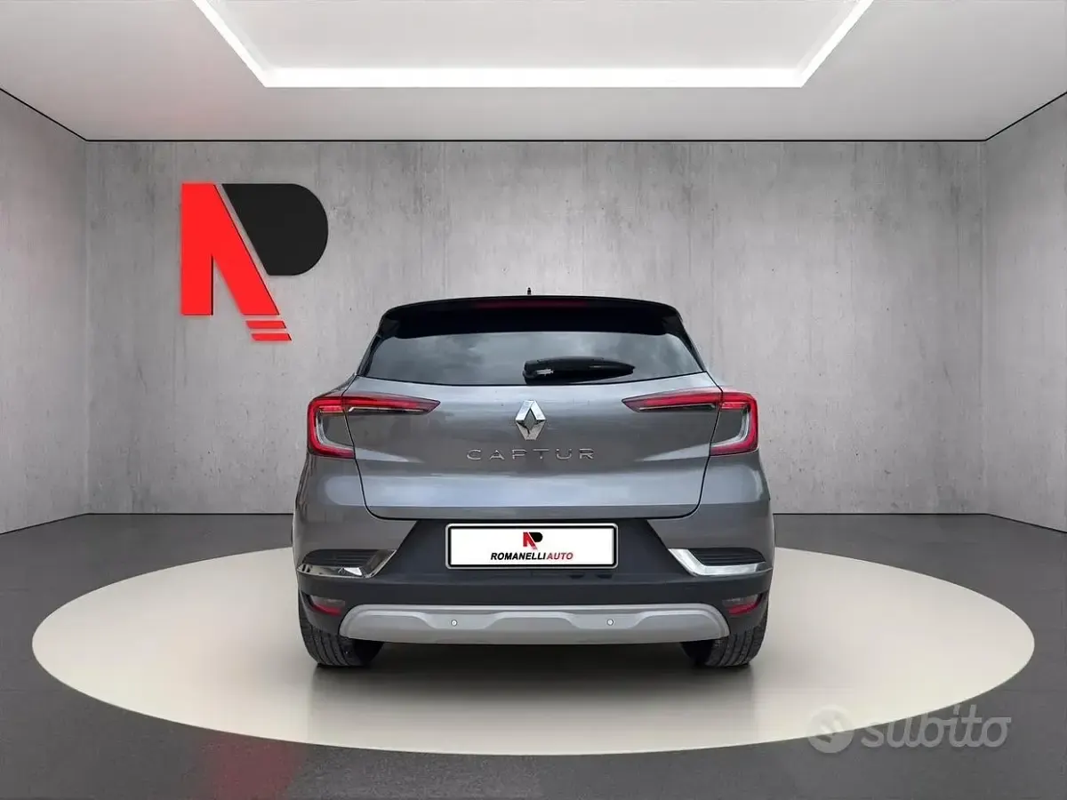 Gebraucht Renault Captur Intens 101 PS (74 kW) 2022 Grau SUV