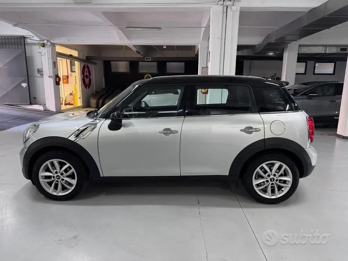 Usata Mini Cooper Countryman 122 CV (89 kW) 2011 Nero SUV