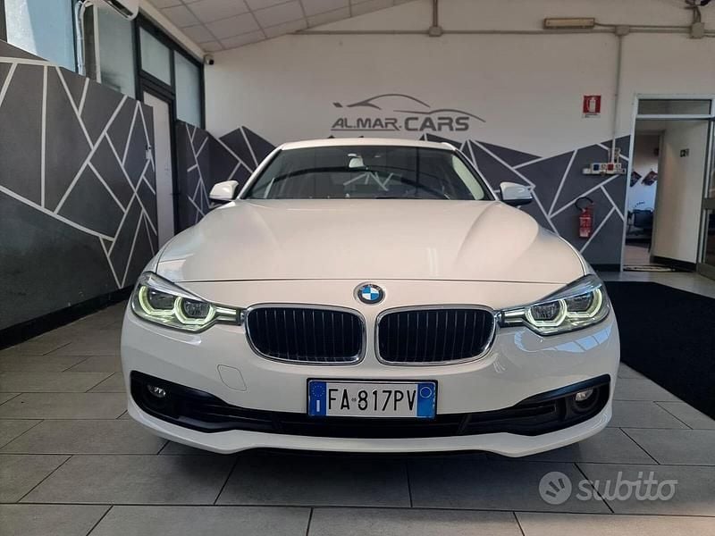 Usata BMW 318 Sport Line 150 CV (110 kW) 2015 Bianco Station wagon