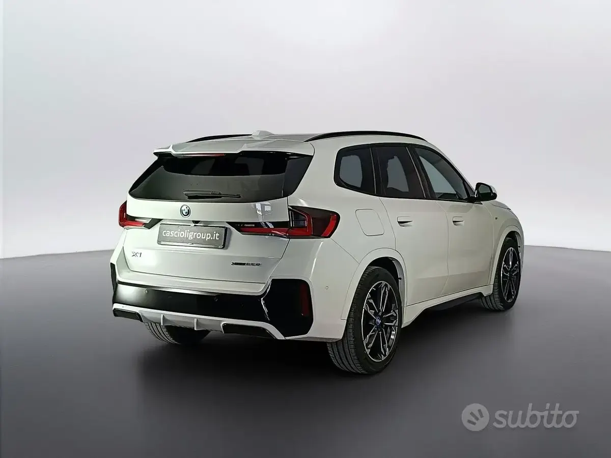 Usata BMW X1 M Sport 136 CV (100 kW) 2025 Alpinweiss iii pastello SUV