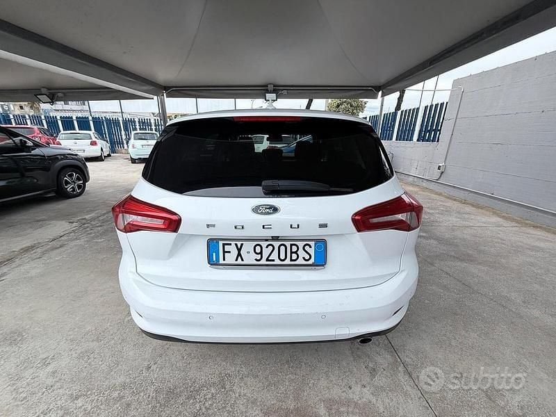 Usata Ford Focus Vignale 120 CV (88 kW) 2019 Bianco Station wagon