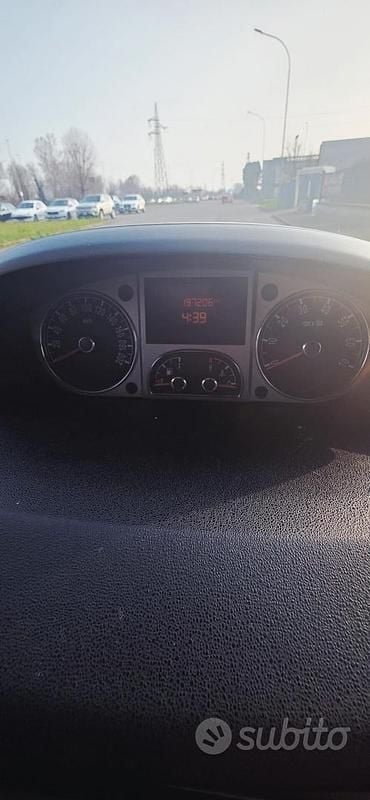 Usata Lancia Musa 78 CV (57 kW) 2012 Marrone Monovolume