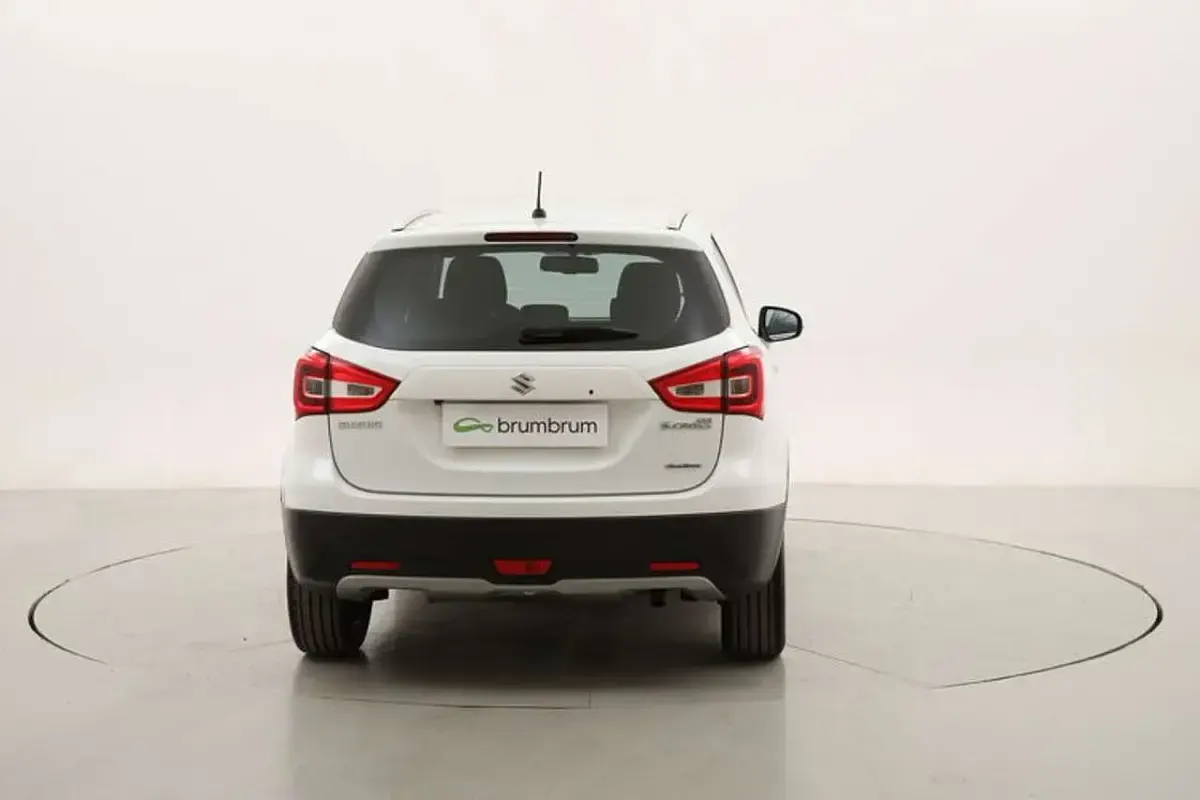 Second-hand Suzuki SX4 S-Cross 120 CP (88 kW) 2017 Alb SUV