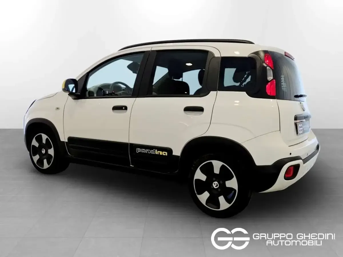 Usata Fiat Panda Cross Cross 70 CV (51 kW) 2025 Bianco Utilitaria