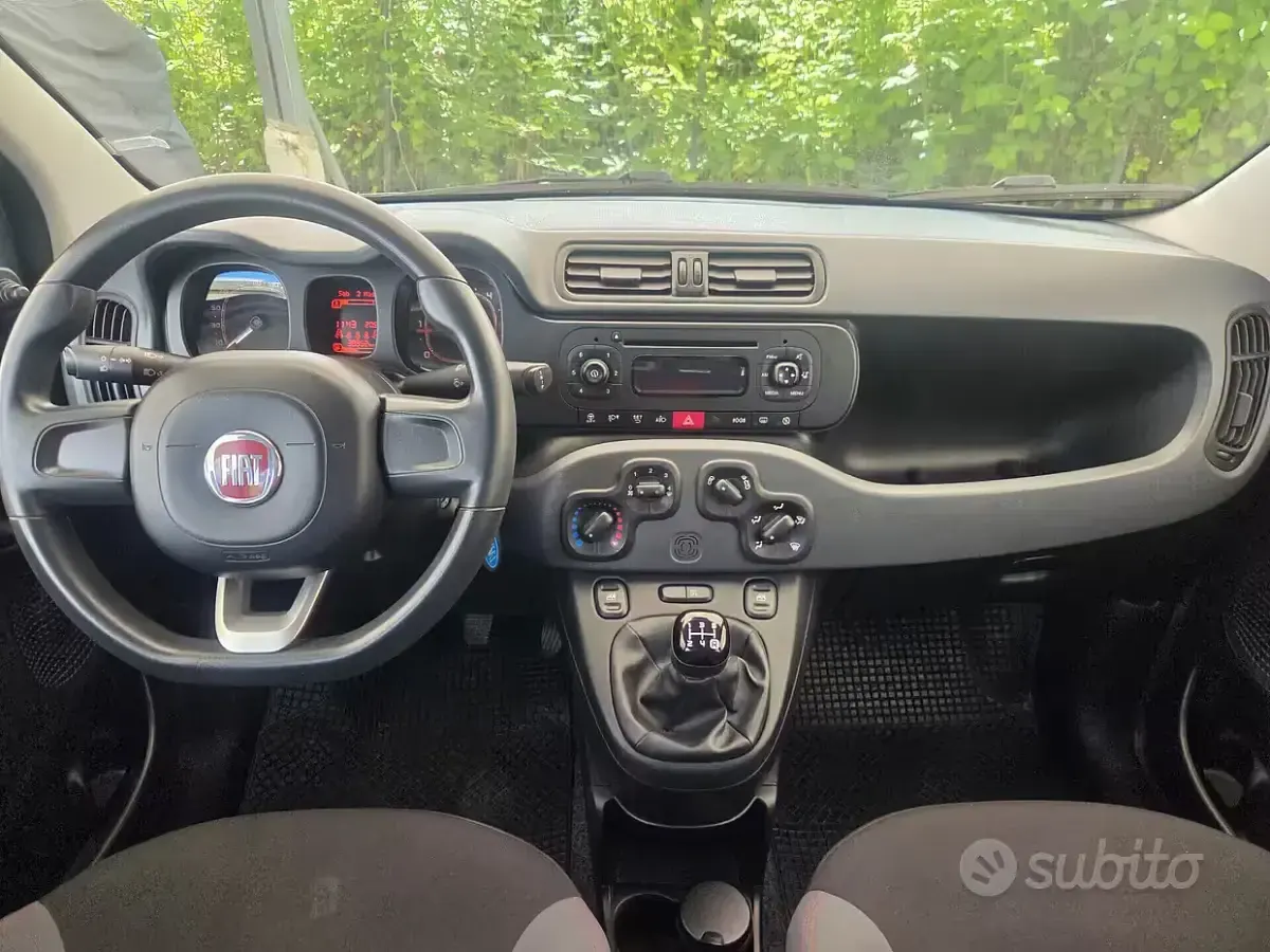 Usata Fiat Panda Easy 95 CV (69 kW) 2017 Utilitaria