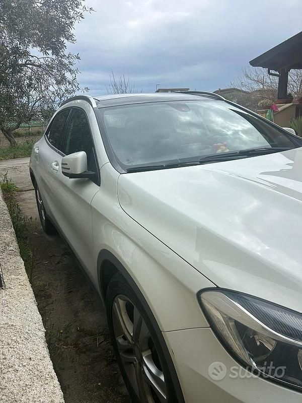Usata Mercedes GLA200 2014 Bianco SUV