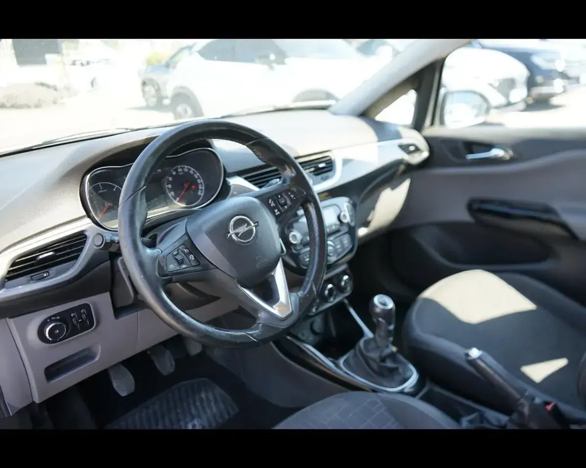 Usata Opel Corsa 2017 Grigio Utilitaria