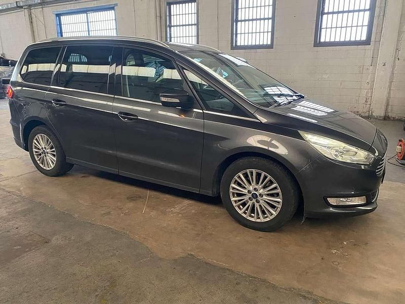 Grigio Usata 2018 Ford Galaxy Monovolume | 10.900 € (Super prezzo) - Immagine 1/4