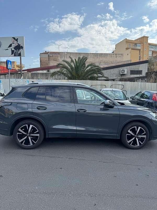 Usata VW Tiguan Edition 150 CV (110 kW) 2024 Grigio SUV