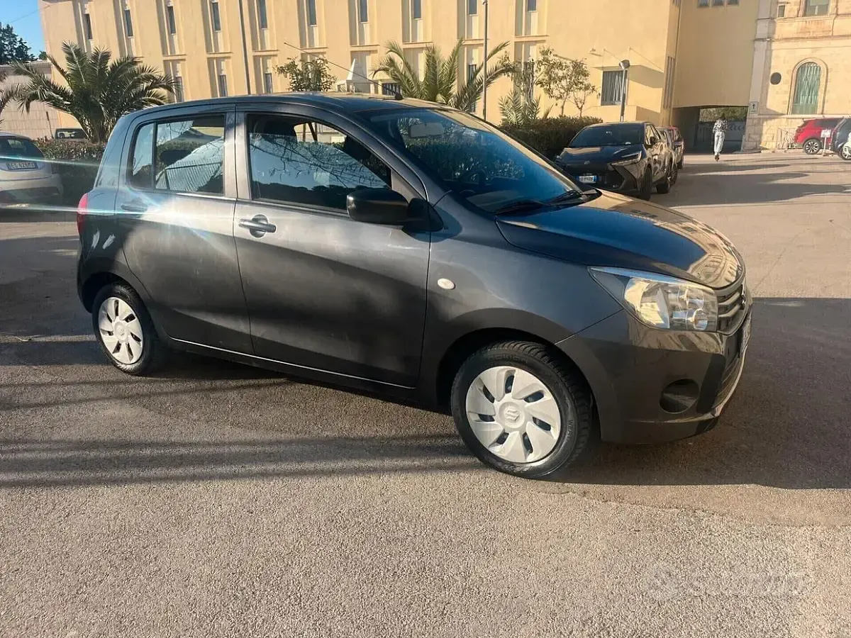 Usata Suzuki Celerio Style 68 CV (50 kW) 2015 Grigio Utilitaria