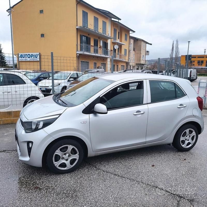 Usata Kia Picanto City 66 CV (48 kW) 2018 Grigio Utilitaria