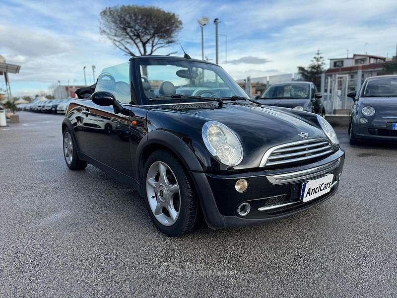 Usata Mini Cooper Cabriolet 116 CV (85 kW) 2005 Nero Cabrio