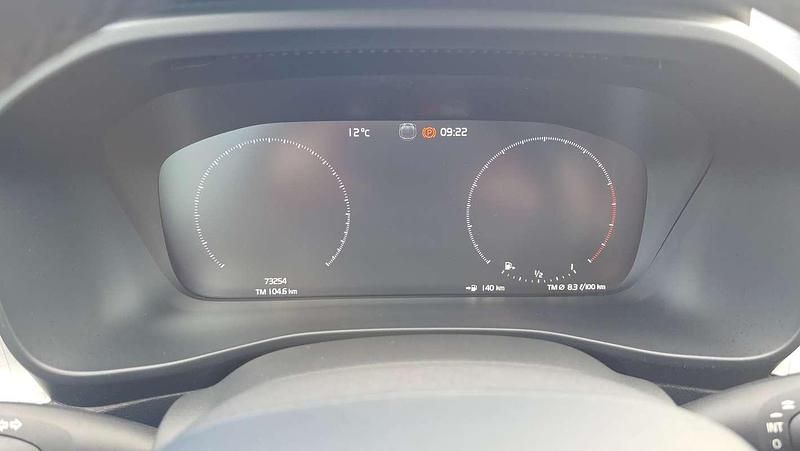 Usata Volvo XC40 Core 129 CV (94 kW) 2022 Nero SUV