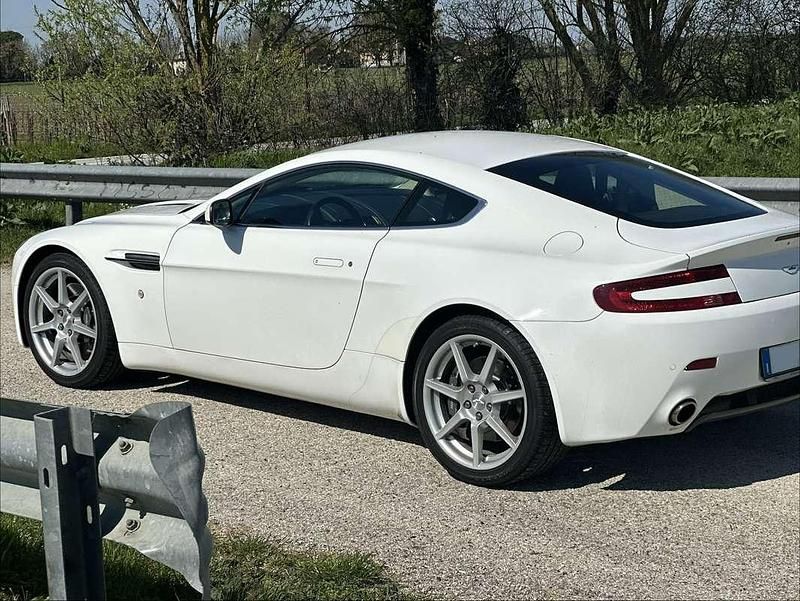 Usata Aston Martin V8 Vantage 385 CV (283 kW) 2009 Coupé
