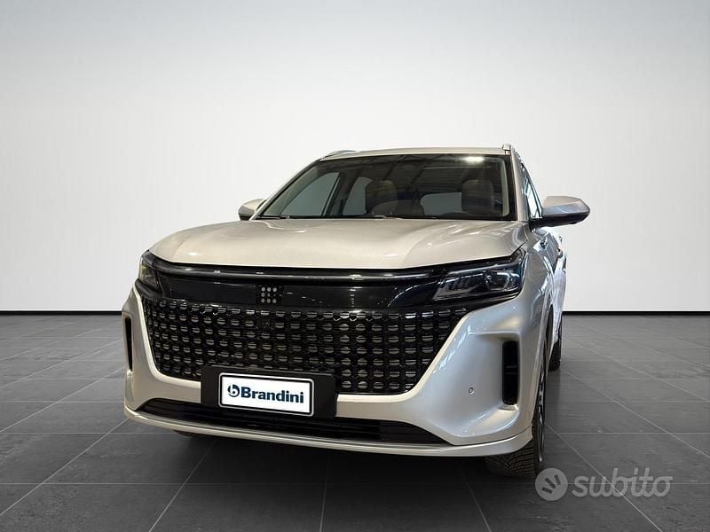 Usata DFSK E5 102 CV (75 kW) 2024 Grigio SUV