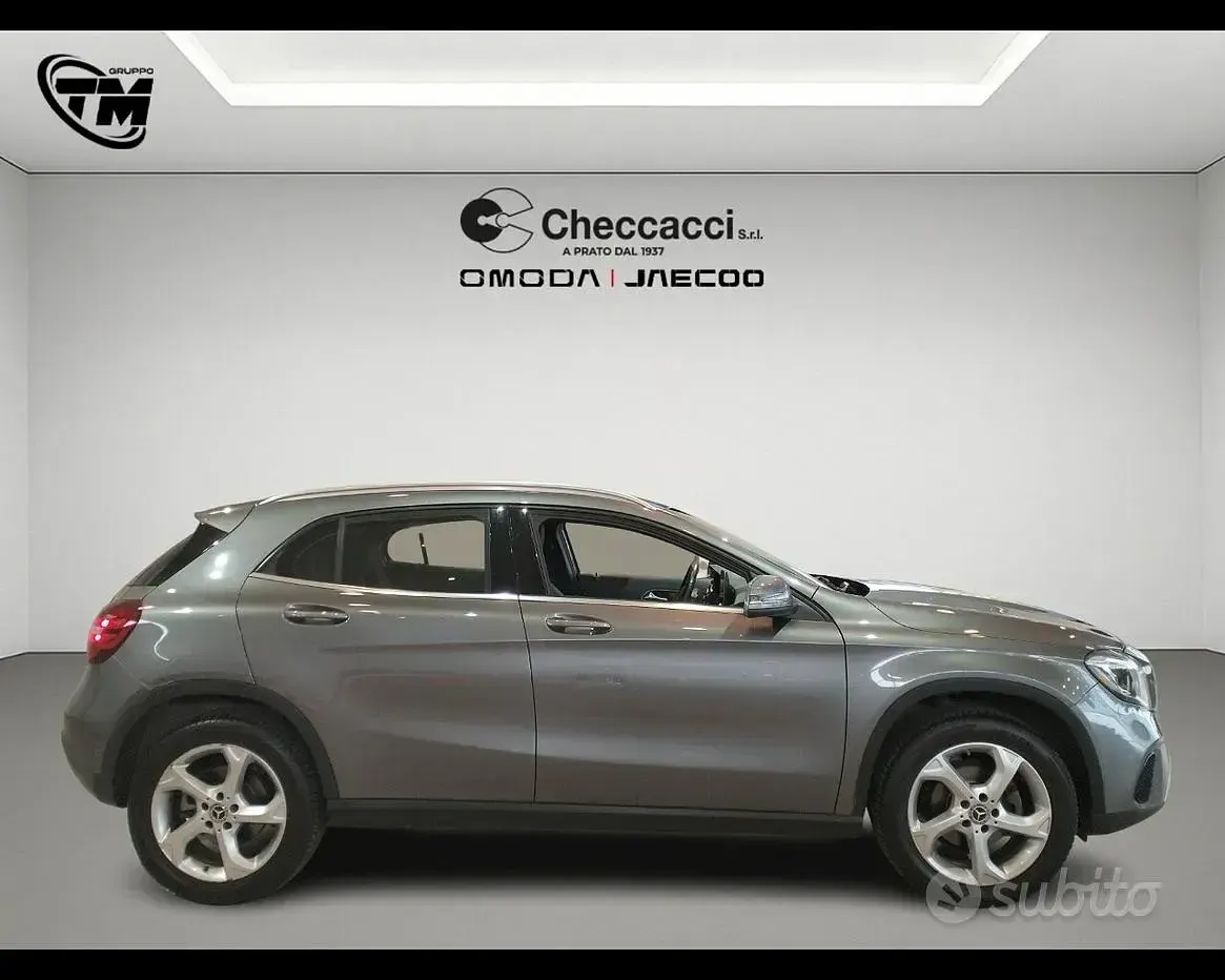 Usata Mercedes GLA200 136 CV (100 kW) 2017 SUV
