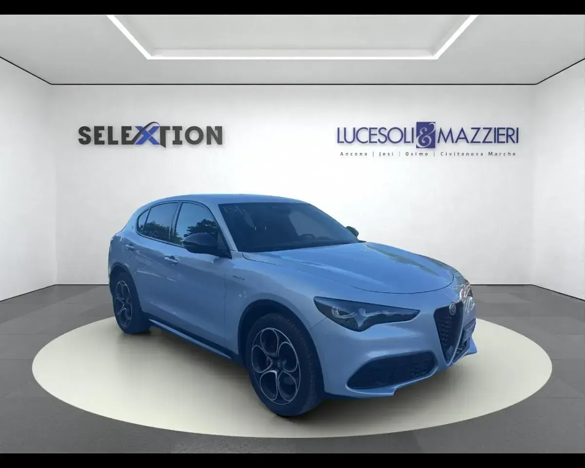 Usata Alfa Romeo Stelvio Veloce 209 CV (153 kW) 2025 Grigio SUV