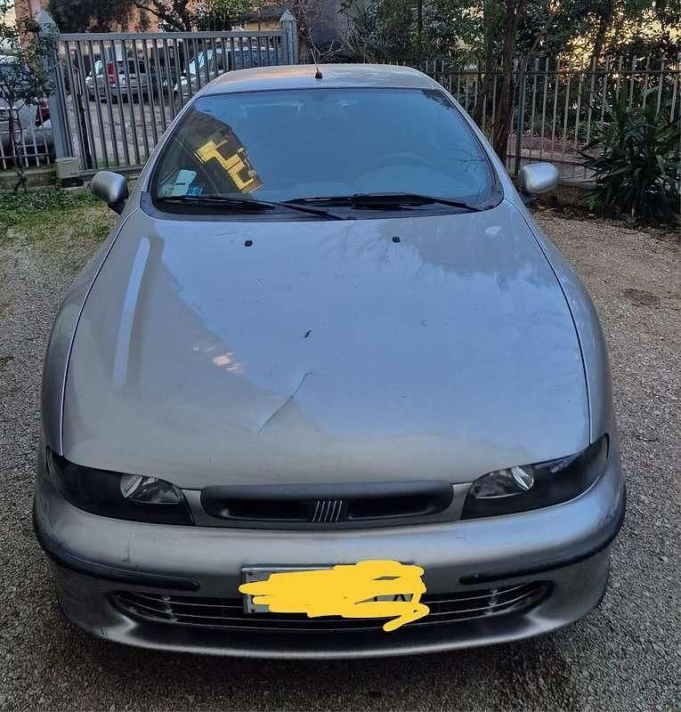 Usata Fiat Marea 103 CV (75 kW) 1998 Argento Berlina