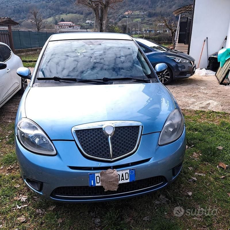 Usata Lancia Ypsilon 2007 Utilitaria