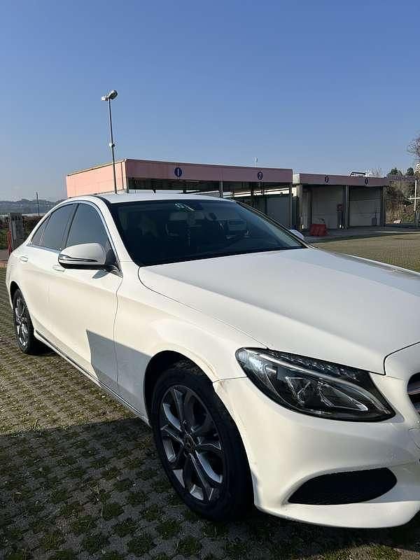 Usata Mercedes C180 116 CV (85 kW) 2018 Berlina