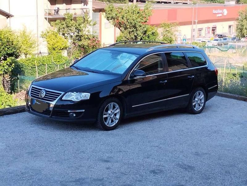 Nero Usata 2007 VW Passat Sportline Station wagon | 2000 € (Ottimo prezzo) - Immagine 1/4